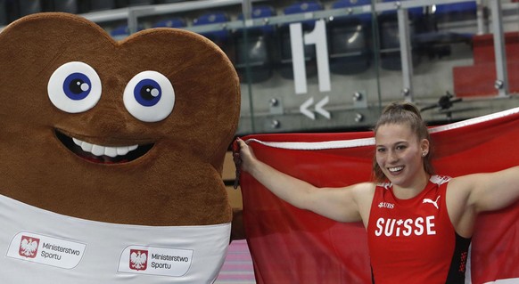 Angelica Moser, médaille d&#039;or, européenne, saut à la perche en salle, mascotte, caca