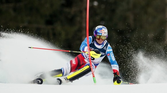 epa10452703 Alexis Pinturault of France in action during the Slalom portion of the Men&#039;s Alpine Combined event at the FIS Alpine Skiing World Championships in Courchevel, France, 07 February 2023 ...