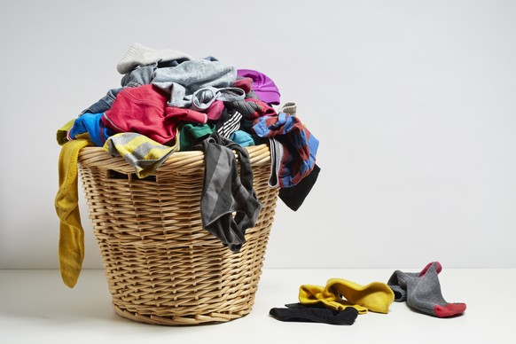 Wer wäscht die schmutzige Wäsche? Die tolle Mama oder der zwar noch zuhause wohnende aber bereits sehr selbstständige Nachwuchs?