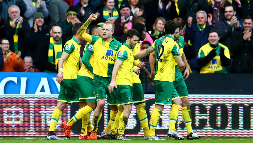 Jubelnde Canaries: Neuzugang Naismith macht bei seinem Debüt das Tor zu Norwichs 2:1-Führung.