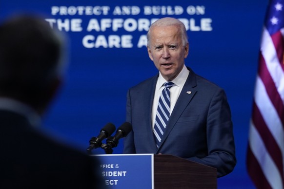 President-elect Joe Biden answers a reporter&#039;s question at The Queen theater, Tuesday, Nov. 10, 2020, in Wilmington, Del. (AP Photo/Carolyn Kaster)
Joe Biden