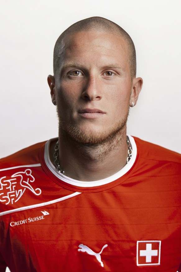 Portrait von Michel Morganella, Spieler der Schweizer Fussball-Nationalmannschaft A, aufgenommen am 24. Mai 2012 in Feusisberg. (KEYSTONE/Gaetan Bally)