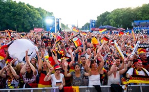 Die deutschen Fans hoffen auf den ersten Titel seit 1990.