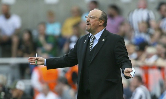 Newcastle United manager Rafael Benitez gestures on the touchline during the match against Southampton, during their English Premier League soccer match at St James&#039; Park in Newcastle, England, S ...