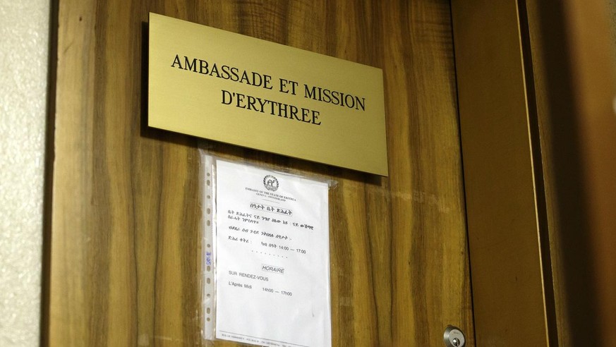 The door of the Embassy and Mission of Eritrea to the United Nations Office and other international organizations in Geneva is pictured, in Geneva, Switzerland, Wednesday, August 12, 2015. (KEYSTONE/S ...