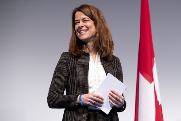 Parteipraesidentin Petra Goessi, lacht an der Delegiertenversammlung der Freisinnig Demokratischen Partei der Schweiz, FDP, in Biel am Samstag, 12. Januar 2019. (KEYSTONE/Anthony Anex)