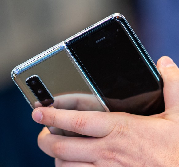 Galaxy Fold Samsung smartphone