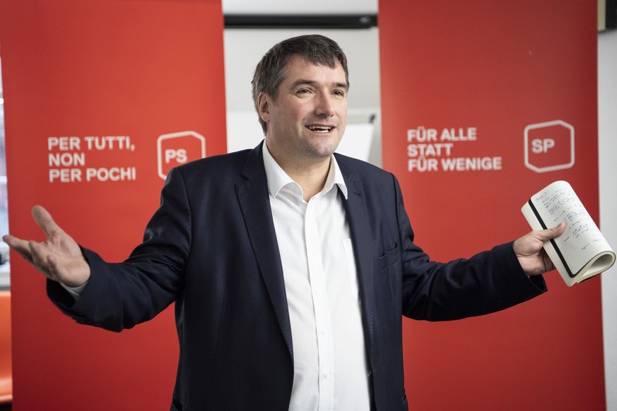 SP-Parteipraesident Christian Levrat spricht am traditionellen Drei-Koenigs-Apero, am Montag, 7. Januar 2018, in Bern. (KEYSTONE/Peter Schneider)