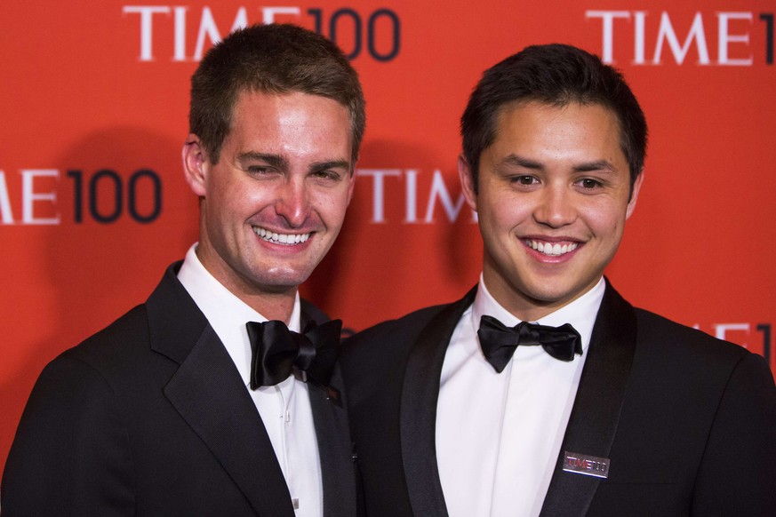 Honorees and Founders of Snapchat Evan Spiegel (L) and Bobby Murphy arrive at the Time 100 gala in New York, New York April 29, 2014. REUTERS/Lucas Jackson/File Photo
