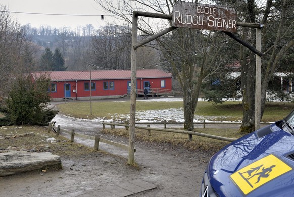 Les batiments de l&#039; Ecole Rudolf Steiner, ou 17 cas de rougeole ont ete declare, photographies ce jeudi 5 fevrier 2009 a Crissier, Vaud. La rougeole aurait deja frappe une septantaine de fois en  ...