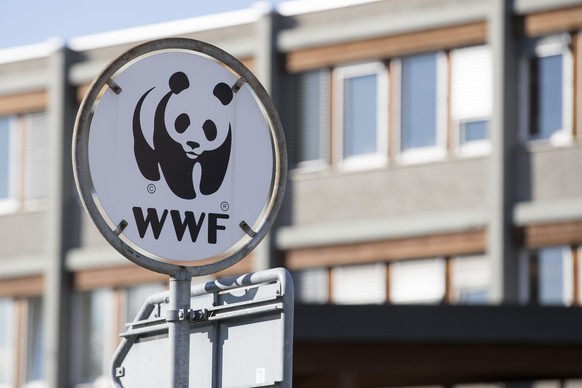 Le siege International du WWF (World Wide Fund for Nature) photographie ainsi que son logo le Panda, ce jeudi 7 avril 2016, a Gland (VD). L&#039;ONG prevoit la suppression d&#039;&#039;une centaine d& ...
