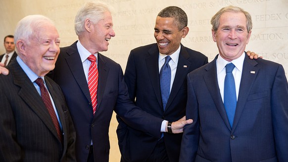 United States President Barack Obama with former presidents Jimmy Carter, Bill Clinton, and George W. Bush, prior to the dedication of the George W. Bush Presidential Library and Museum on the campus  ...