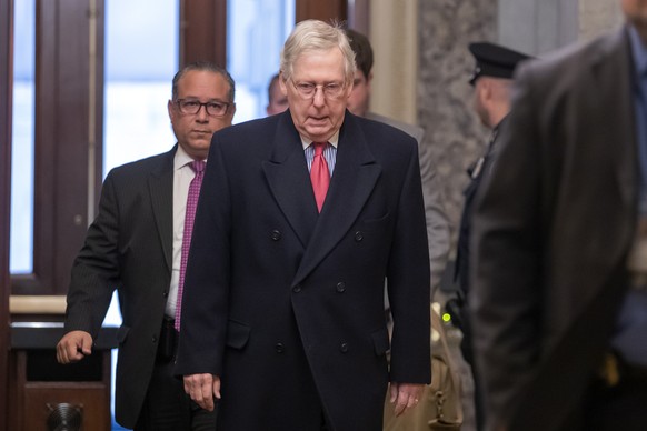 epa08173246 Senate Majority Leader Mitch McConnell arrives for work during the second week of the impeachment trial of US President Donald J. Trump in the Senate at the US Capitol in Washington, DC, U ...