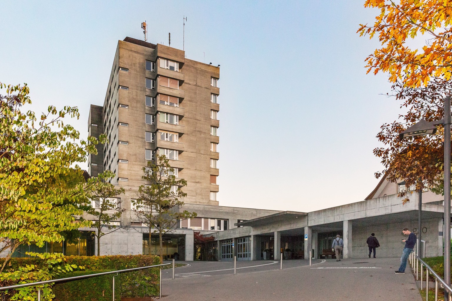 Mit rund 950 Mitarbeitenden stellt das GZO Spital Wetzikon gemäss eigenen Angaben die erweiterte medizinische Grundversorgung von jährlich über 55'000 Patientinnen und Patienten aus dem Zürcher Oberland sicher. In Vorbereitung ist eine Fusion mit dem Spital in Uster.