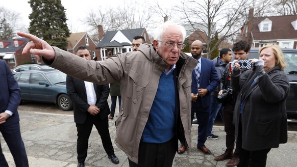 Democratic presidential candidate Sen. Bernie Sanders, I-Vt., visits outside a polling location at Warren E. Bow Elementary School in Detroit, Tuesday, March 10, 2020. (AP Photo/Paul Sancya)
Bernie Sa ...