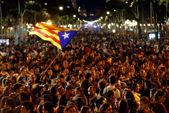 epa07928565 Thousands of people take onto the streets during a protests called for by the so-called Committees for the Defense of the Republic (CDR), against the Spanish Supreme Court&#039;s ruling of ...