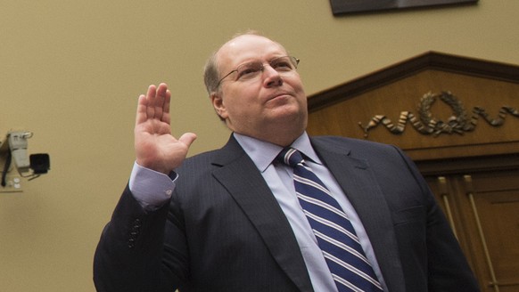 Witness from the U.S. Secret Service Protective Mission Panel, from left, Mark Filip, Danielle Gray, Thomas Perrelli and Joseph Hagin are sworn in on Capitol Hill in Washington, Thursday, Feb. 12, 201 ...