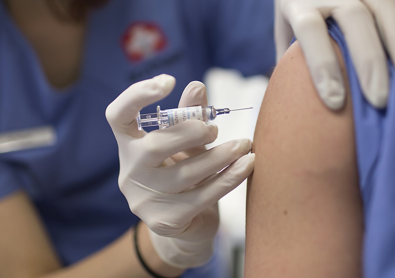 Das Bundesamt für Gesundheit (BAG) führt gemeinsam mit Partnern am 8. November einen nationalen Impftag gegen Grippe durch. (Symbolbild)