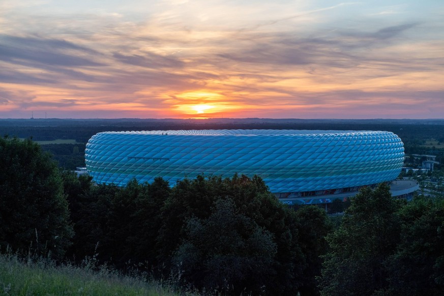 Sie darf nicht in den Regenbogen-Farben leuchten: die Münchner Arena.