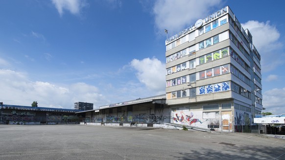 Die ehemalige Deponie in Muttenz soll zum Flüchtlingszentrum werden.