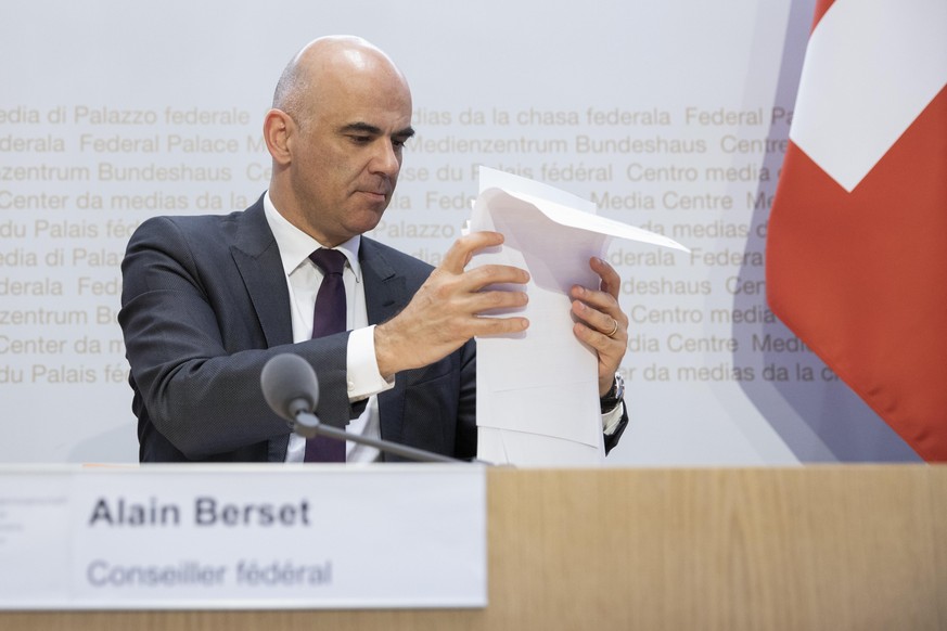 Bundesrat Alain Berset, das Bundesamt für Gesundheit und DP-3T sollen bei der geplanten App Unterstützung erhalten von einem Heer von Freiwilligen.