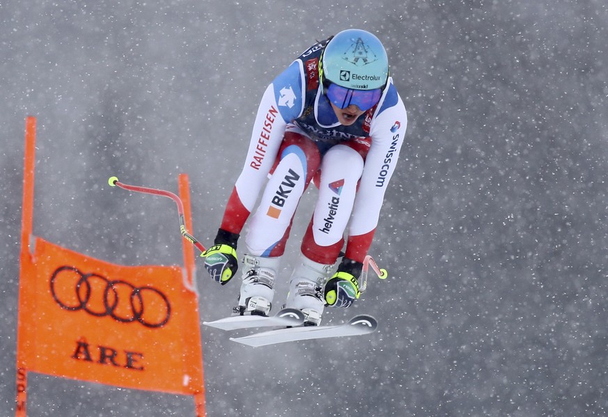 Switzerland&#039;s Wendy Holdener speeds down the course during the downhill portion of the women&#039;s combined, at the alpine ski World Championships in Are, Sweden, Friday, Feb. 8, 2019. (AP Photo ...