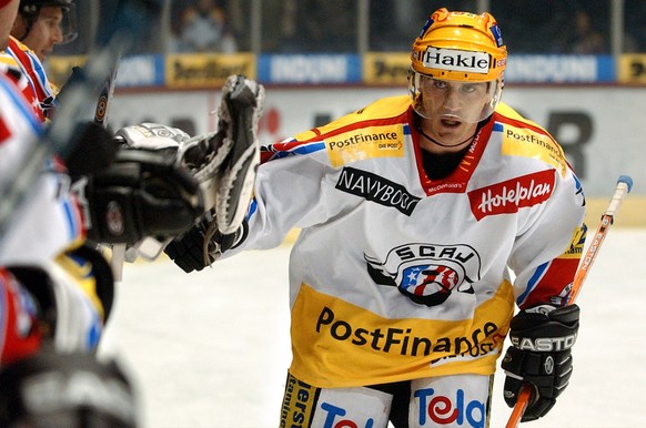 Stacey Roest 2003 im guten, alten SCRJ-Trikot.