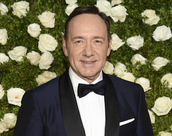 FILE - In this June 11, 2017 file photo, Kevin Spacey arrives at the 71st annual Tony Awards at Radio City Music Hall in New York. Massachusetts prosecutors will meet with the son of a former Boston T ...