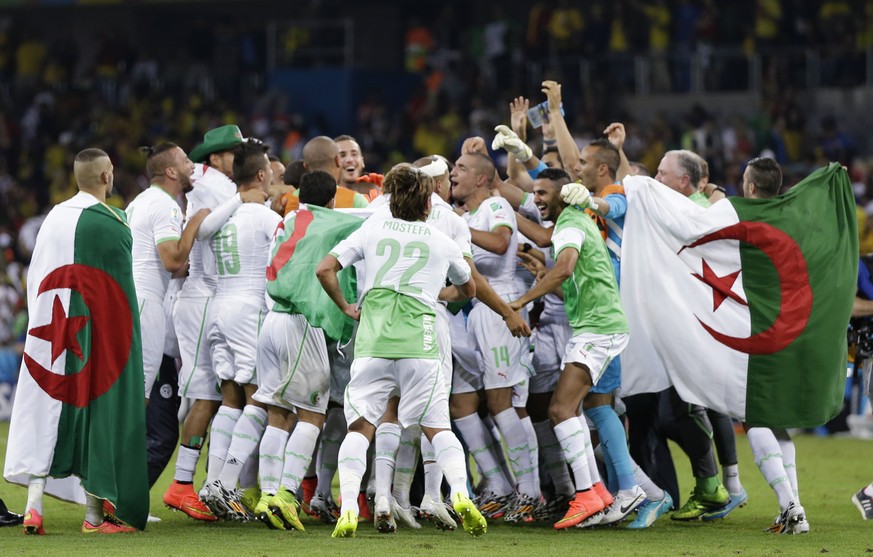 Eine der vielen Überraschungen an der WM 2014: Algerien feiert den Achtelfinal-Einzug.