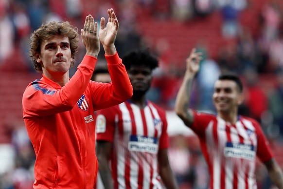 epa07425209 Atletico de Madrid&#039;s forward Antoine Griezmann celebrates the victory of the team after the Spanish LaLiga soccer match between Atletico de Madrid and CD Leganes at Wanda Metropolitan ...