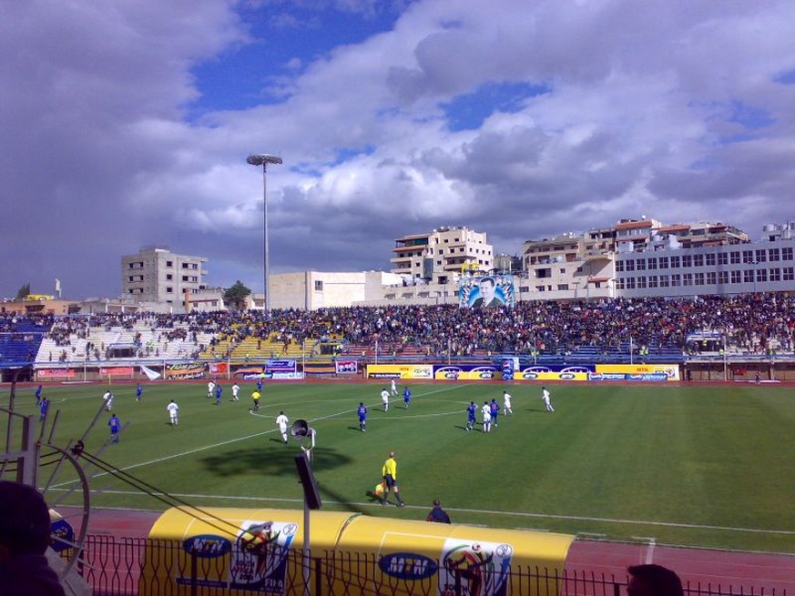 Khalid-ibn-al-Walid-Stadion, Heimstätte des traditionsreichen Fussballclubs&nbsp;Al-Karamah SC (in Blau) (27.02.2009).