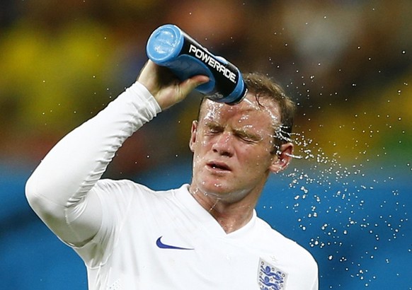 Von den Italienern kalt geduscht: Wayne Rooney.