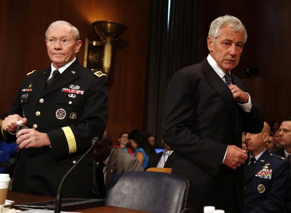 Armeechef Martin Dempsey und Verteidigungsminister Chuck Hagel am Donnerstag vor dem Senatsausschuss.