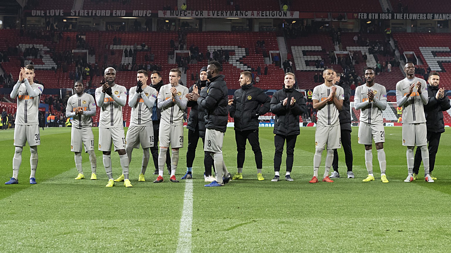 Young Boys&#039; players thank the fans after the UEFA Champions League Group H matchday 5 soccer match between England&#039;s Manchester United FC and Switzerland&#039;s BSC Young Boys in the Old Tra ...