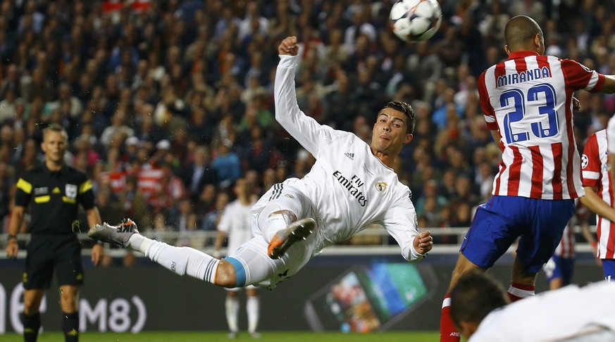 Tormaschine ganz in weiss: Cristiano Ronaldo.