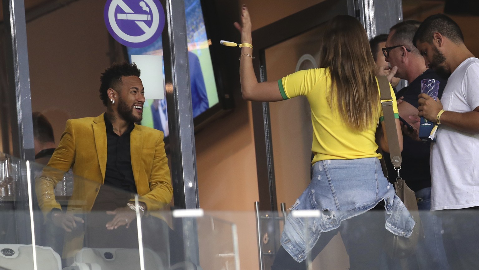 Brazil&#039;s soccer player Neymar, left, is seen before a Copa America semifinal soccer match between Brazil and Argentina at the Mineirao stadium in Belo Horizonte, Brazil, Tuesday, July 2, 2019. (A ...