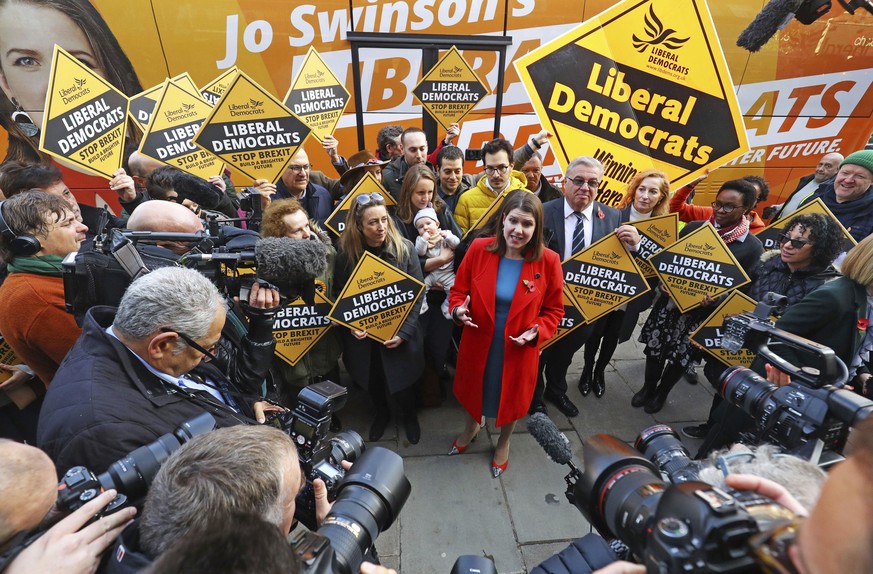 Britain&#039;s Liberal Democrat leader Jo Swinson, center, on the election campaign trail in North London, Wednesday Nov. 6, 2019. Britain&#039;s three major national political parties wooed weary vot ...