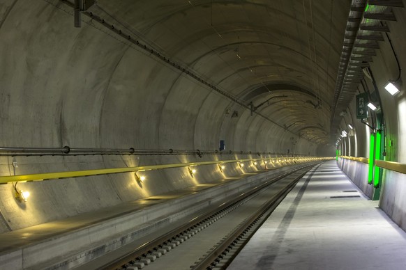 Blick in den Gotthard-Basis-Tunnel.