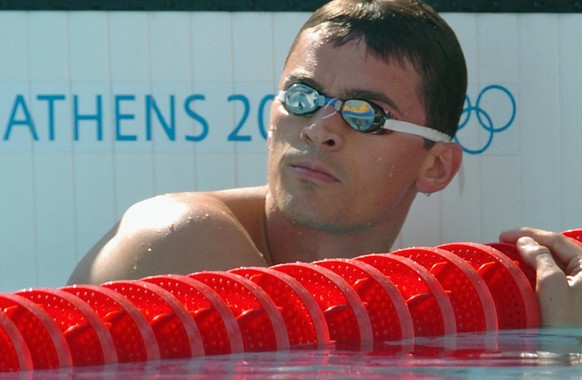 Alexander Popov from Russia looks on after his 100m Freestyle qualifying heat at the Athens Olympic Aquatic Centre, Tuesday 17 August 2004. epa/dpa Kay Nietfeld EPA/Kay Nietfeld