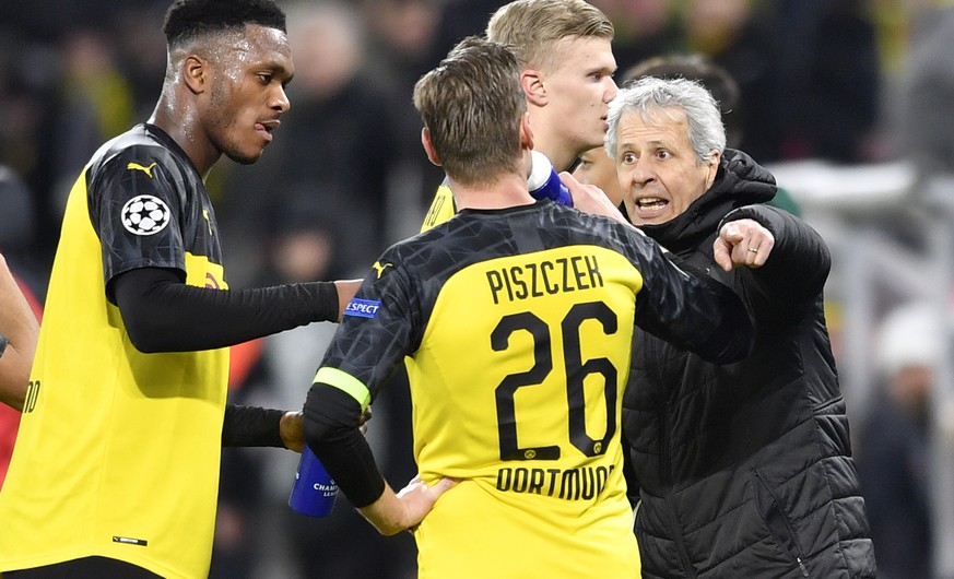 Dortmund&#039;s head coach Lucien Favre gives instructions to his players during the Champions League round of 16 first leg soccer match between Borussia Dortmund and Paris Saint Germain in Dortmund,  ...