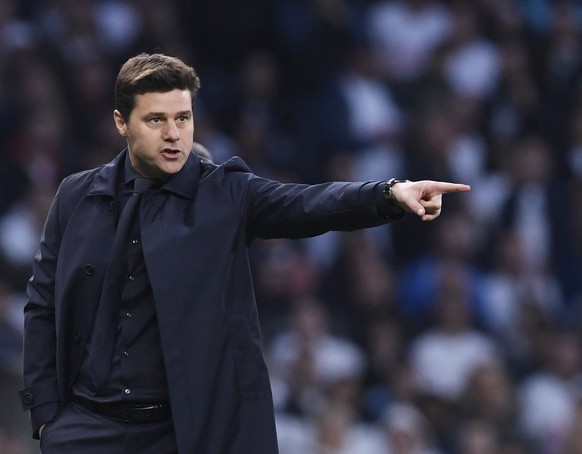 epa08010879 (FILE) - Tottenham Hotspur&#039;s manager Mauricio Pochettino reacts during the UEFA Champions League semi-final first leg soccer match between Tottenham Hotspur and Ajax Amsterdam at the  ...