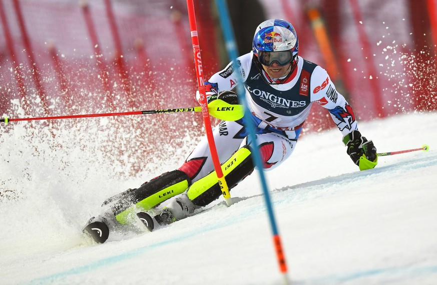 epa07362180 Alexis Pinturault of France in action during the men&#039;s Alpine Combined Slalom race at the FIS Alpine Skiing World Championships in Are, Sweden, 11 February 2019. EPA/CHRISTIAN BRUNA