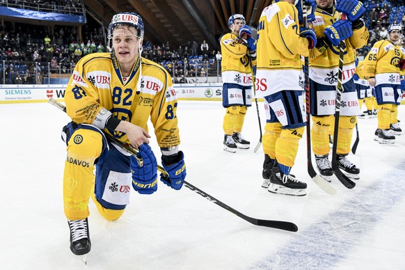 Davos&#039; Harri Pesonen after losing the game between TPS Turku and HC Davos, at the 93th Spengler Cup ice hockey tournament in Davos, Switzerland, Sunday, December 29, 2019. (KEYSTONE/Melanie Duche ...