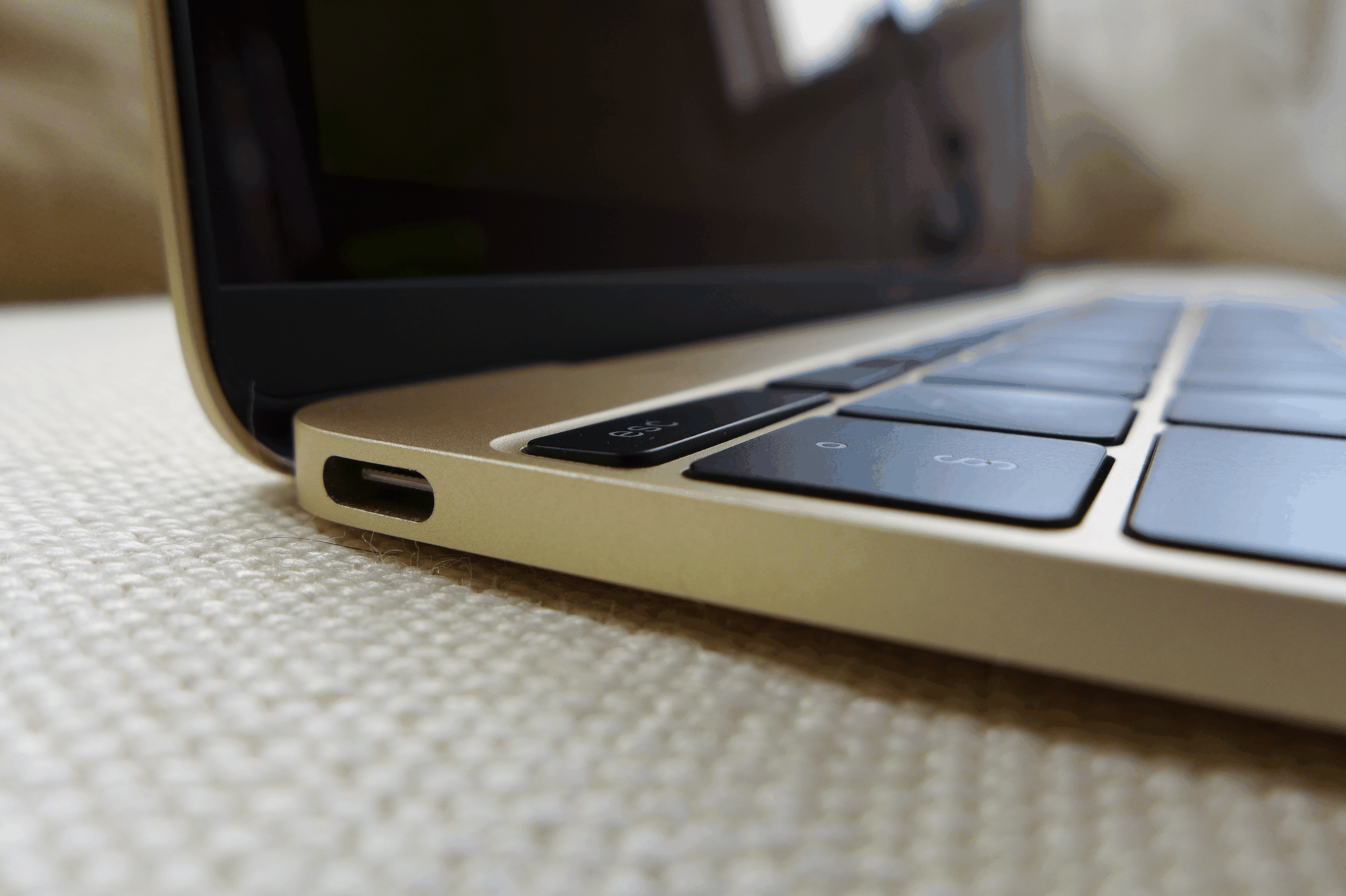 Schlank und leicht: Die neuen Pro-Modelle sollen sich vom Design her dem 2015er Macbook angleichen.