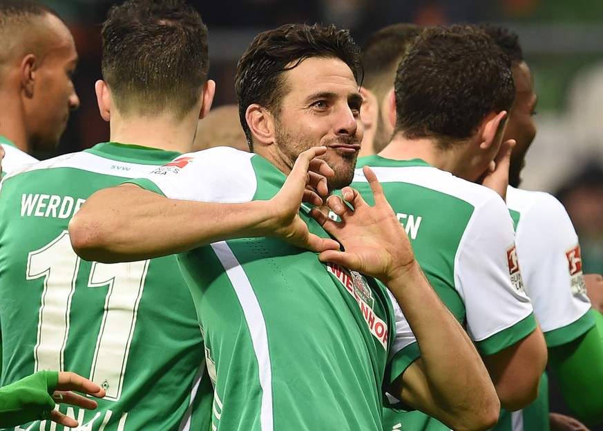 epa06917195 (FILE) - Werder&#039;s Claudio Pizarro reacts with a heart gesture after the German Bundesliga soccer match between Werder Bremen and Hannover 96 at the Weserstadion in Bremen, Germany, 05 ...