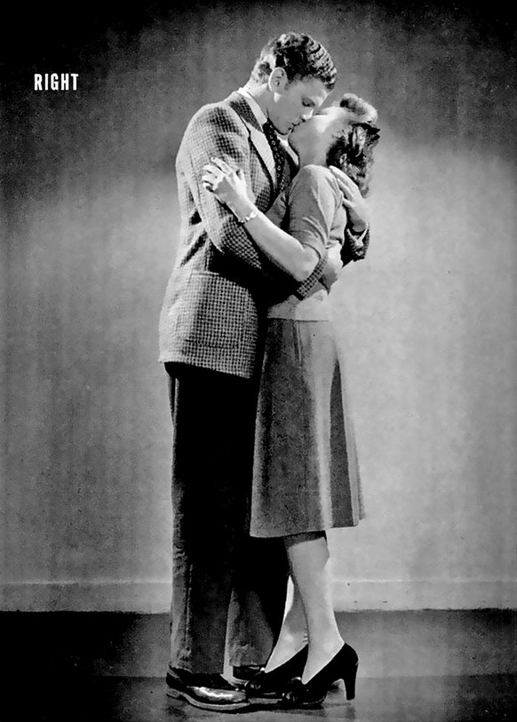 how to kiss kuss anleitung life magazine 1942 retro http://www.vintag.es/2012/06/kissing-how-to-1942.html