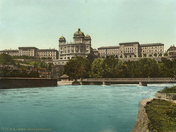 Bern, mit Aare und Bundespalast.