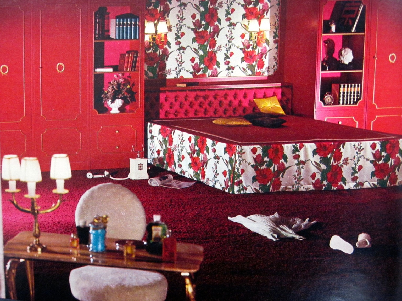 Diese pinke Schlafzimmer von Maerki-Bapst war auch in 100 weiteren Farben zu haben.