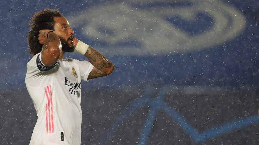 epa09164172 Madrid&#039;s Marcelo reacts during the UEFA Champions League semifinal first leg soccer match between Real Madrid CF and Chelsea FC at Alfredo Di Stefano stadium in Madrid, Spain, 27 Apri ...