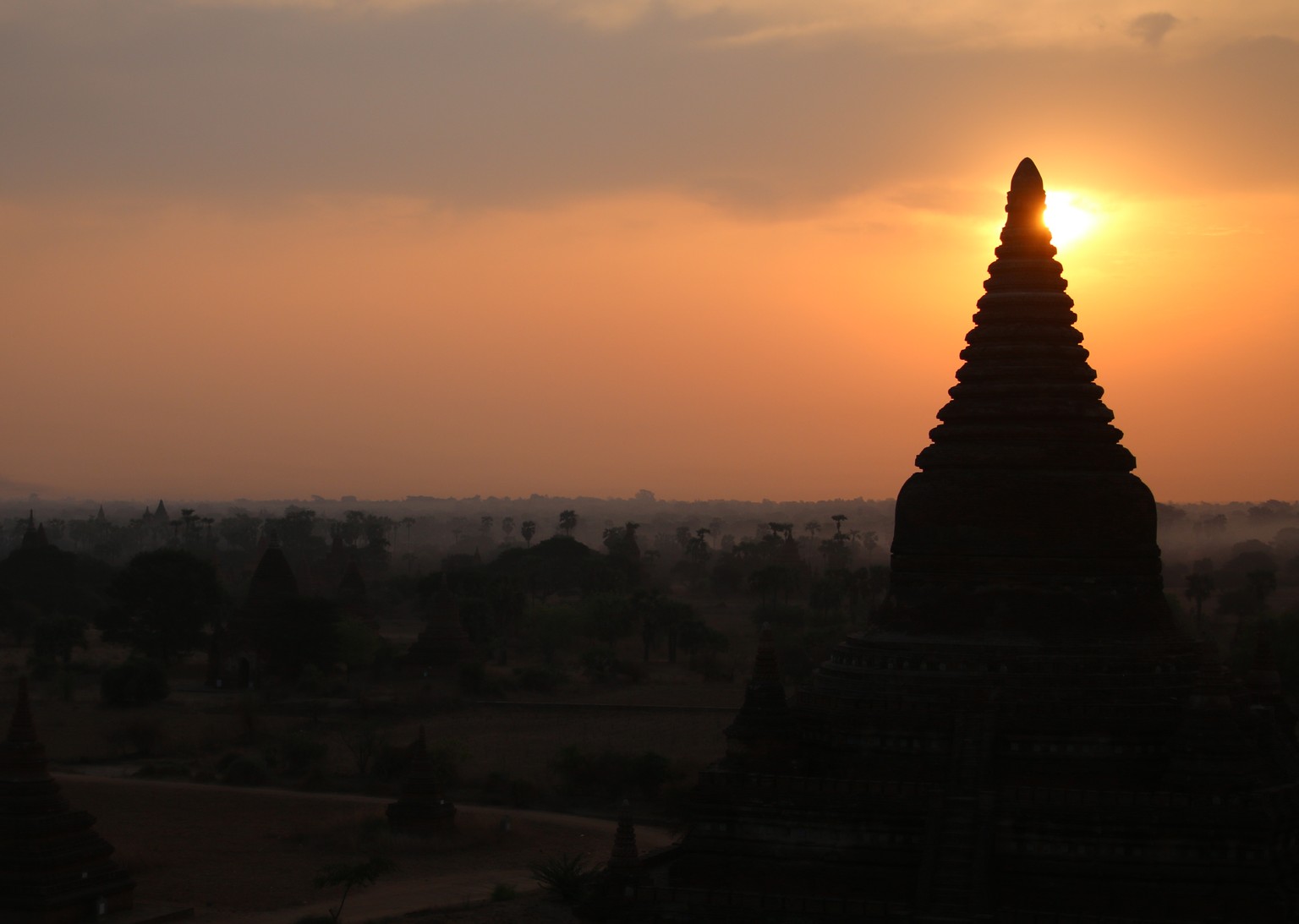 Nirgends geht die Sonne schöner auf: Bagan, Myanmar.